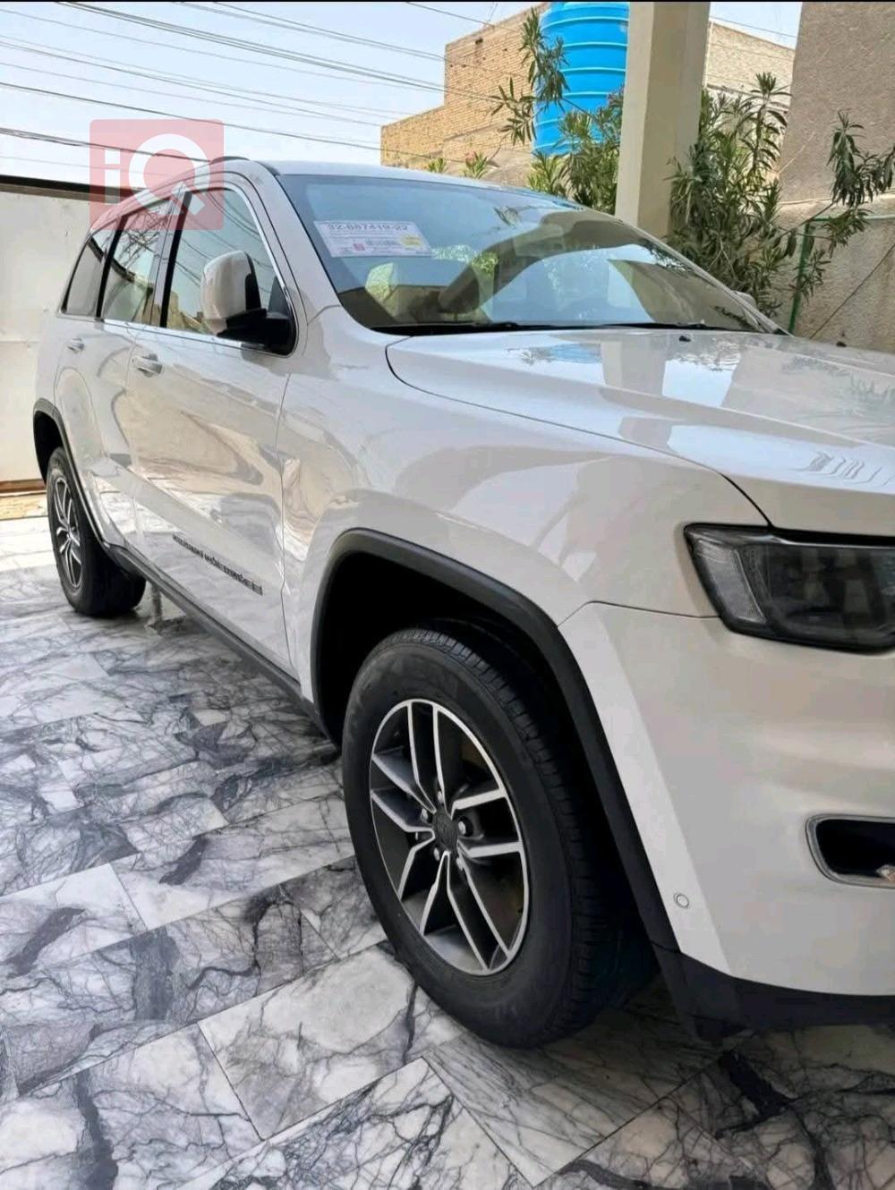 جيب جراند شيروكي